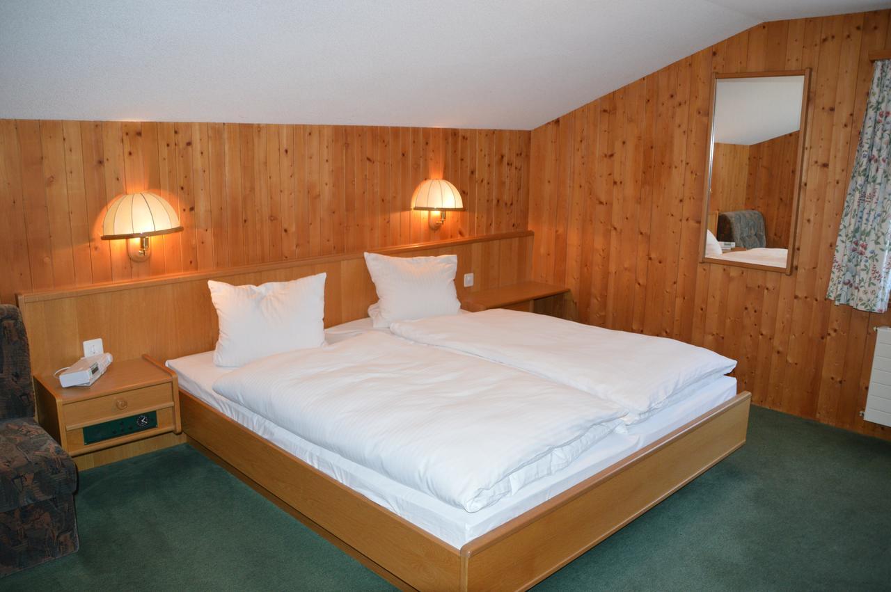 Hotel Seeblick Sufers Buitenkant foto