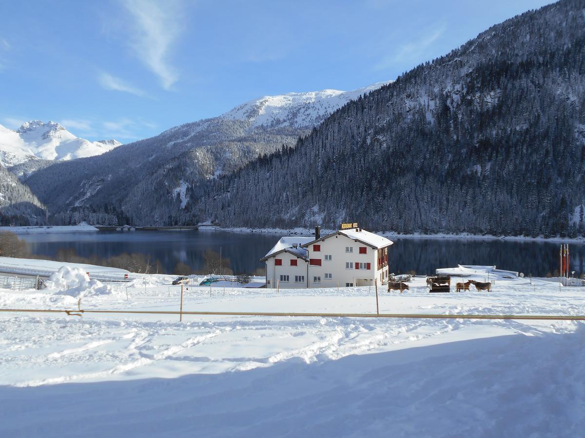 Hotel Seeblick Sufers Buitenkant foto