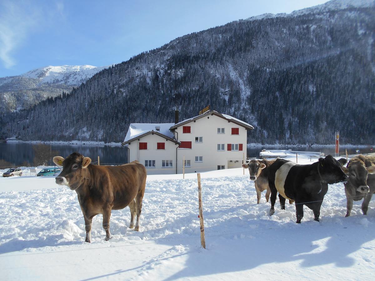 Hotel Seeblick Sufers Buitenkant foto